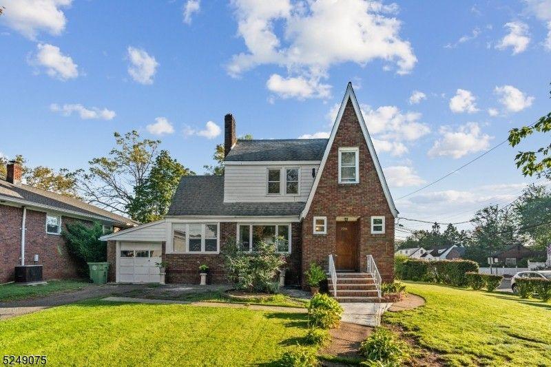 Roselle, Union County, NJ House for sale Property ID: 417920815
