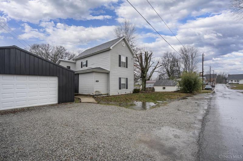15 E Diehl St, Mowrystown, OH 45133 - MLS 1794481 for Sale