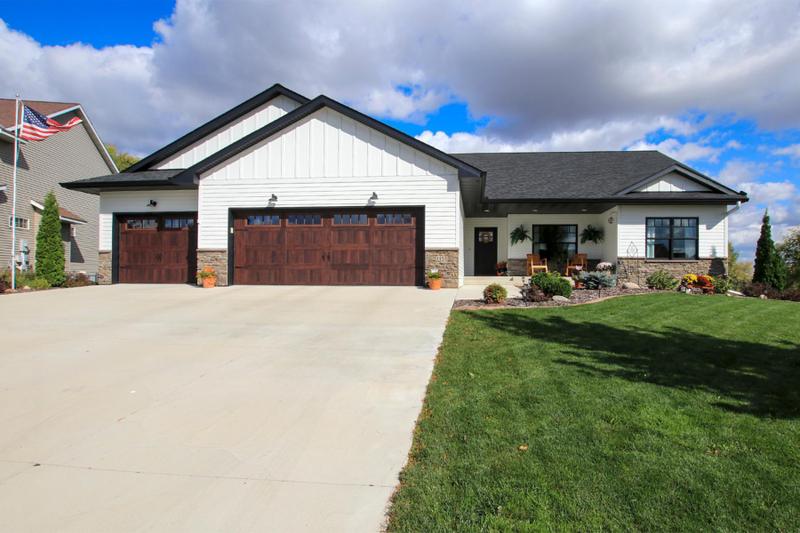 1353 Southfork Drive Southeast, Hutchinson, MN 55350 for Sale