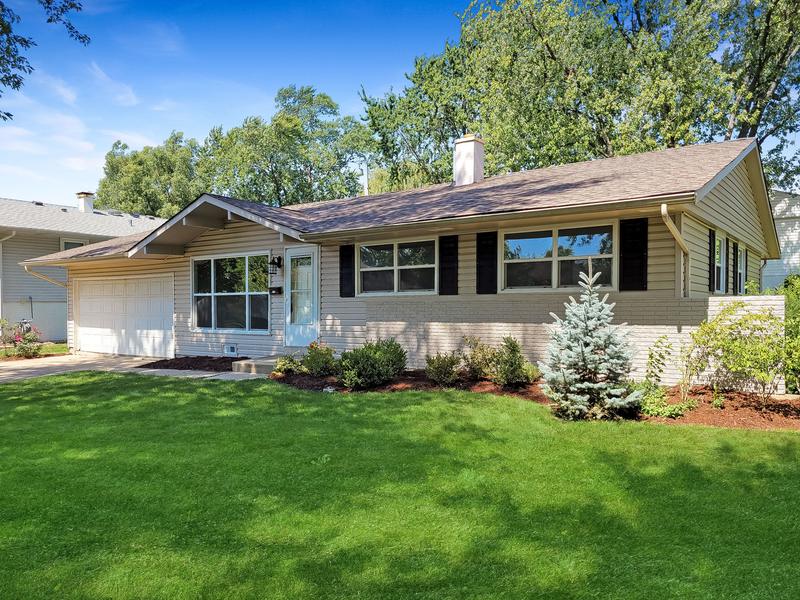 602 Evergreen Place, Buffalo Grove, IL 60089 for Rent