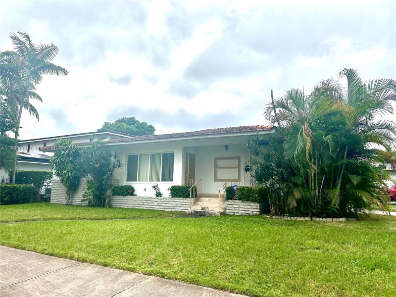 46 Malaga Avenue, Coral Gables, FL 33134 for Rent