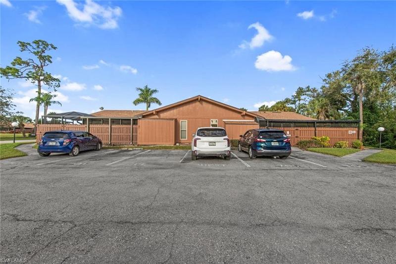 5701 Foxlake Drive, Unit 3, North Fort Myers, FL 33917 for Sale