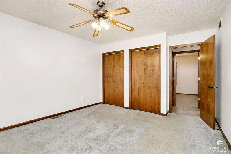 Treesmill, MANHATTAN, KS 66503  623088009 for Sale