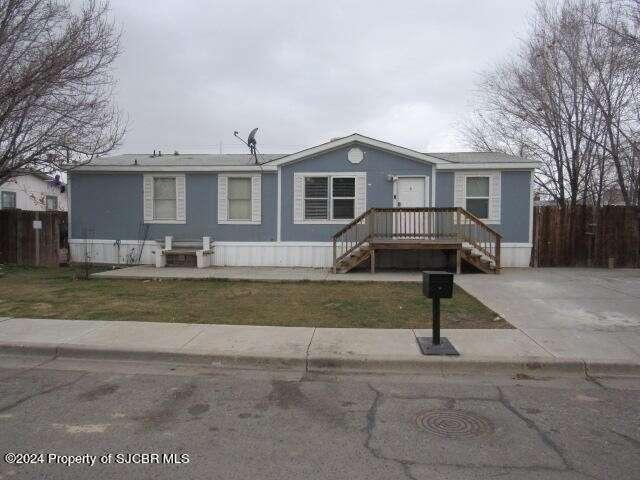 1305 S BRAMBLE Avenue, Farmington, NM 87401  623712570 for Sale