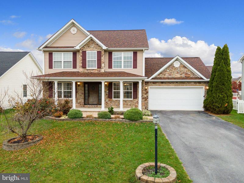 120 Webber Springs Drive, Inwood, WV 25428 for Sale