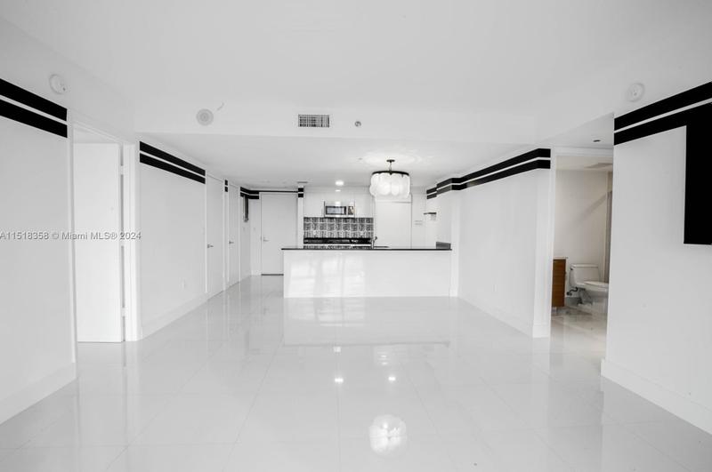 50 Biscayne Blvd #1811, Miami, FL 33132 - MLS A11518358 for Sale