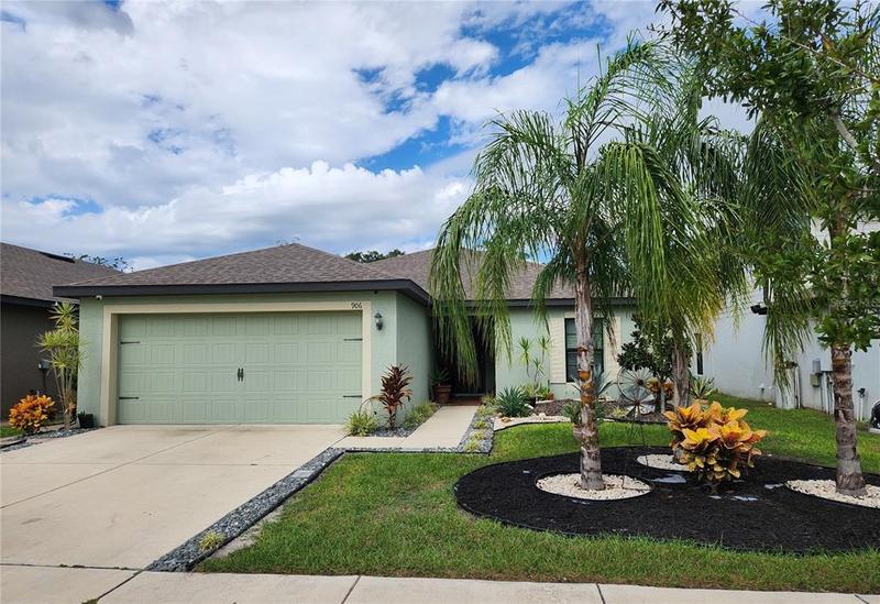 906 Culbreath Green Court, Ruskin, FL 33570 for Sale
