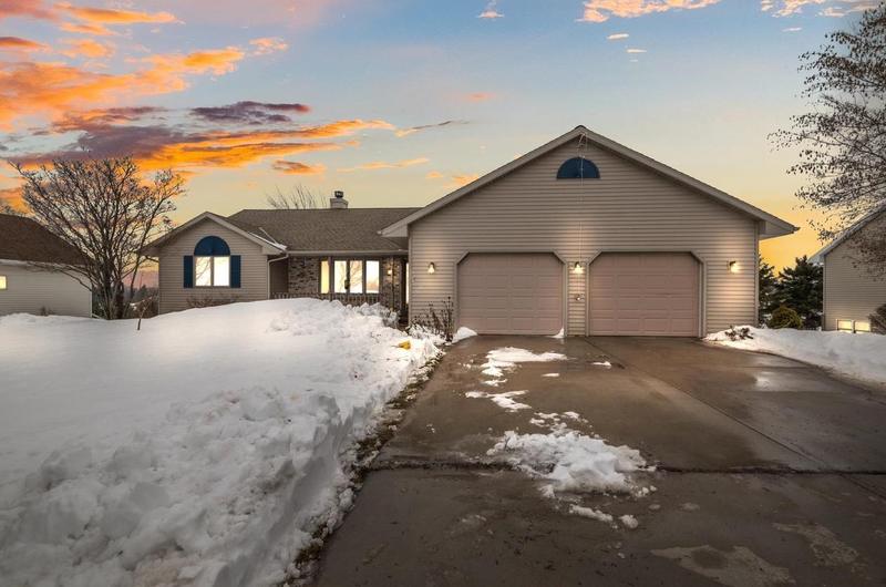361 Northbrook Rd, Luxemburg, WI 54217 - MLS 50286265 for Sale