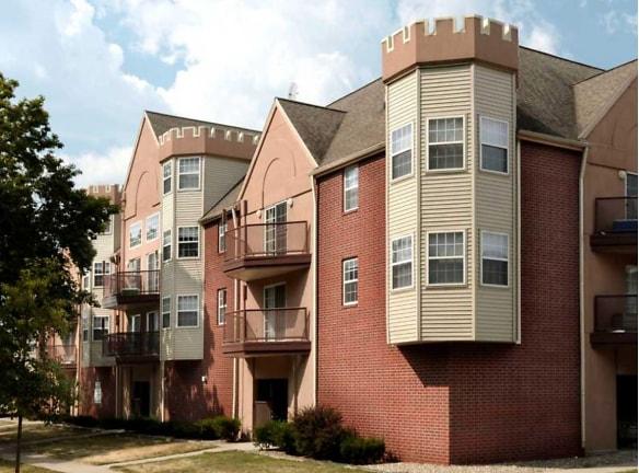 1007 S Locust St unit 313 - Champaign, IL 61820 - Home For Rent