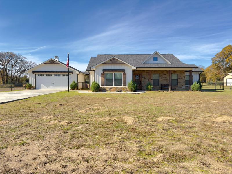 Athens, Henderson County, TX House for sale Property ID: 418364998