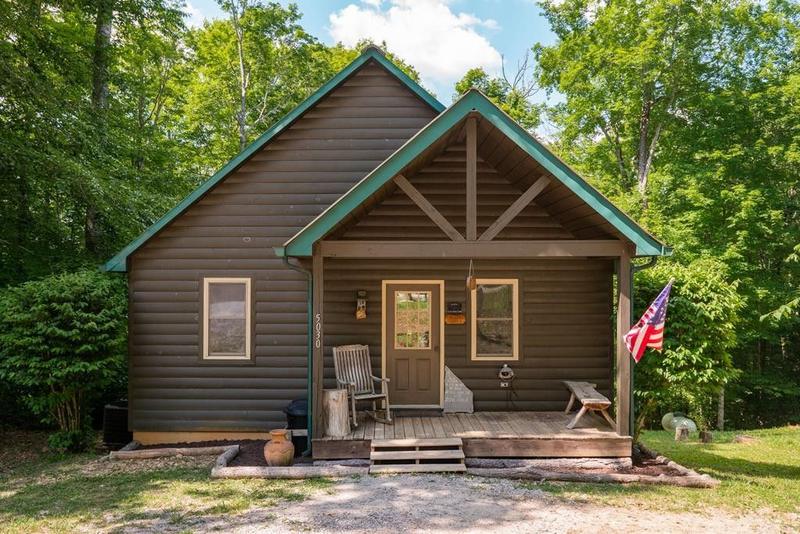 Jamestown, Pickett County, TN House for sale Property ID: 416616801
