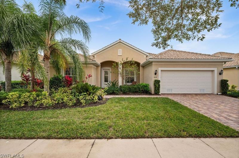 8514 Karina Ct, Naples, FL 34114 - MLS 224008037 for Sale