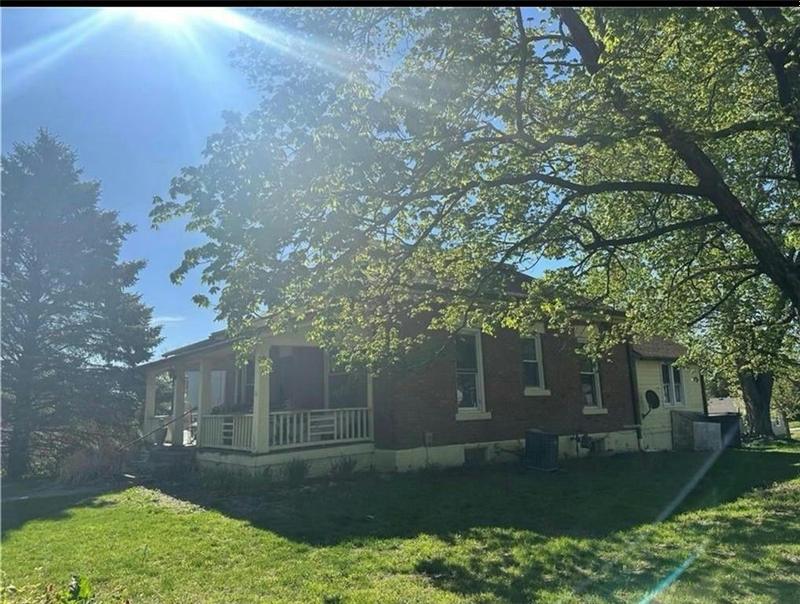 408 PARK ST, Gallatin, MO 64640 Single Family Residence For Sale  MLS# 2460330