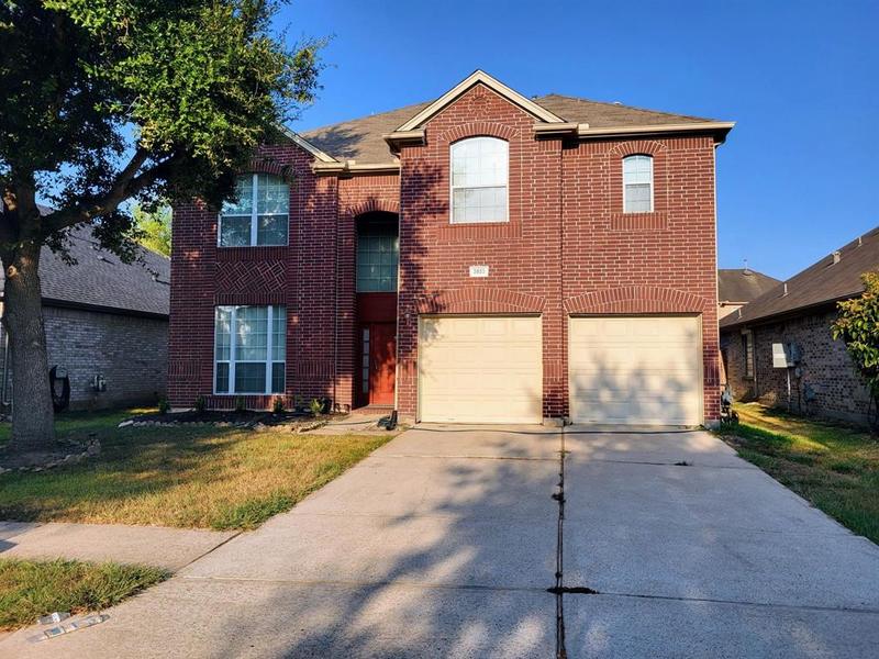2823 Darby Brook Dr, Fresno, TX 77545 for Sale