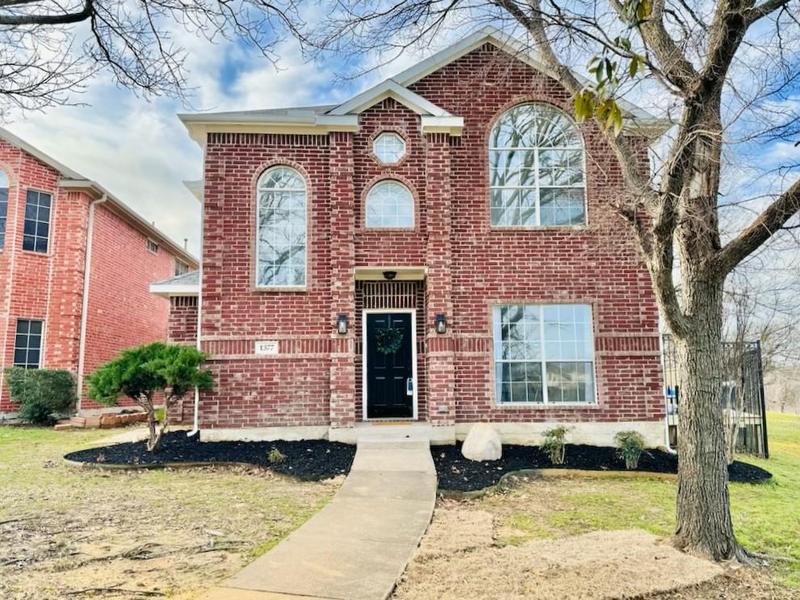 1377 Riley Dr, Carrollton, TX 75007 for Sale