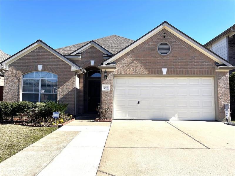 10519 Rustling Villas Ln, Houston, TX 77075 for Sale