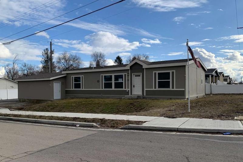 6638 N Crestline, Spokane, WA 99217  624552074 for Sale
