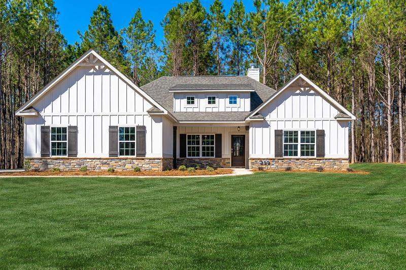 32 Maple Lakes Drive, Cataula, GA 31804 for Rent