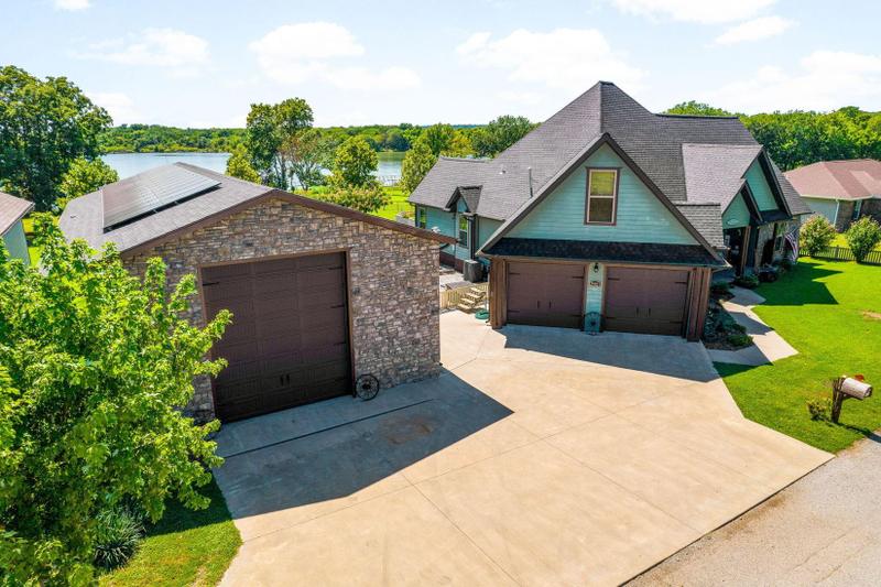 Grove, Delaware County, OK Lakefront Property, Waterfront Property, House for sale Property ID: 417348371