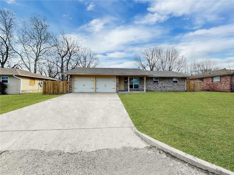 509 DYER ST, Springdale, AR 72762 Single Family Residence For Sale  MLS# 1266621
