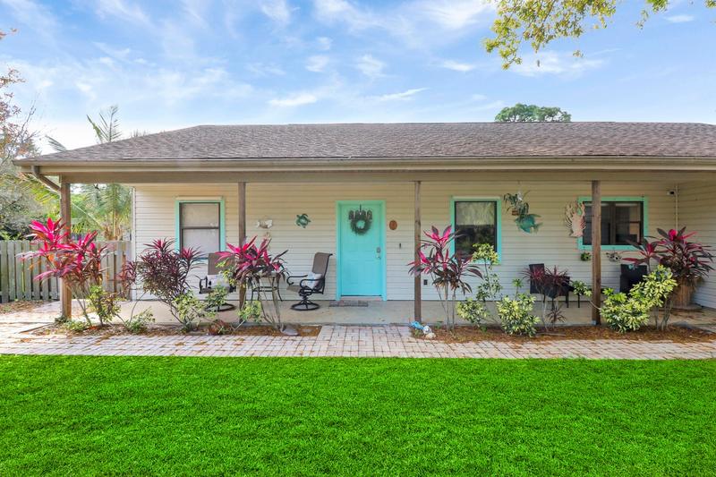 701 Bartow St, Fort Pierce, FL 34982  MLS# RX-10955228 for Sale