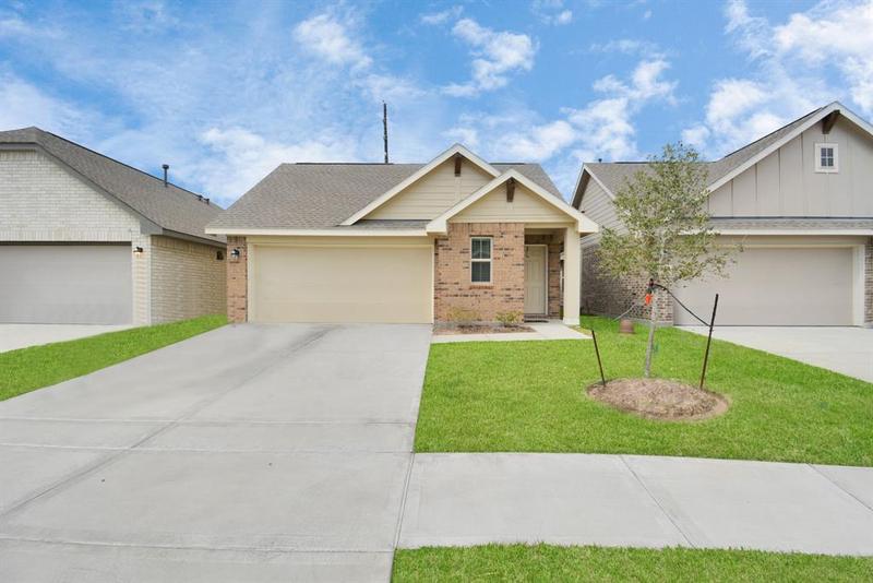 15879 Menlow Bend Dr, Humble, TX 77396 for Rent