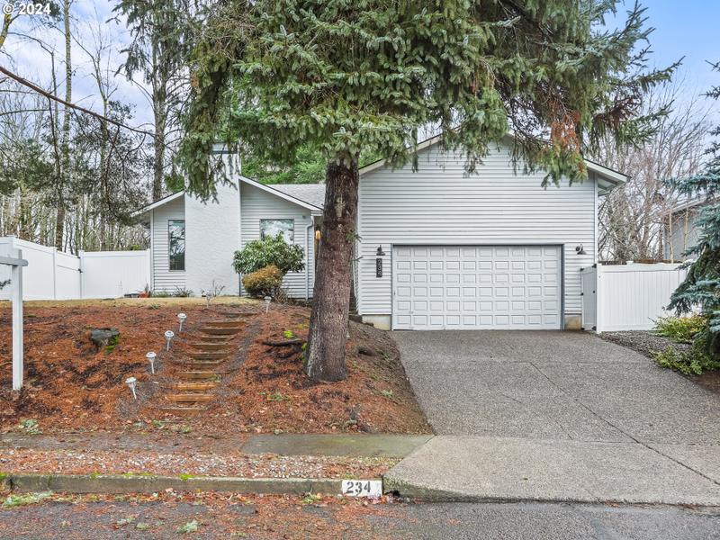 234 SE GREENWAY DR, Gresham OR 97080 for Sale