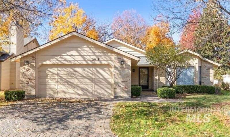 2011 S Springbrook Ln, Boise, ID 83706  623587459 for Rent