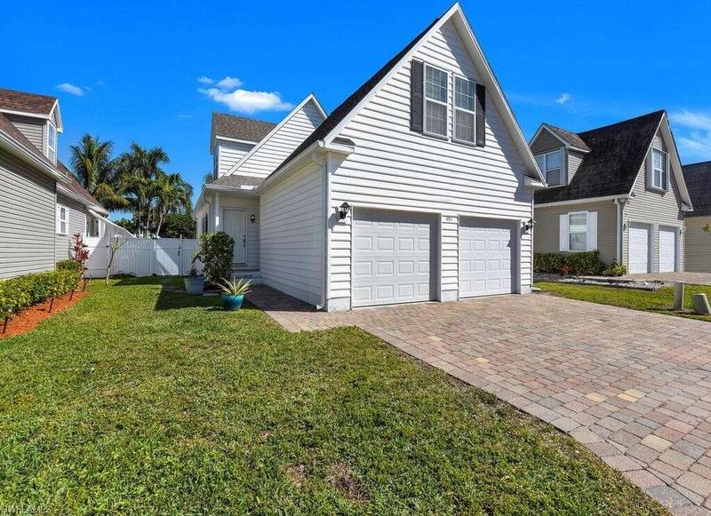 401 Leawood CIR, NAPLES, FL 34104  624490674 for Sale