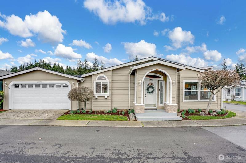 24070 223rd Ln SE, Maple Valley, WA 98038 - MLS 2191046 for Sale