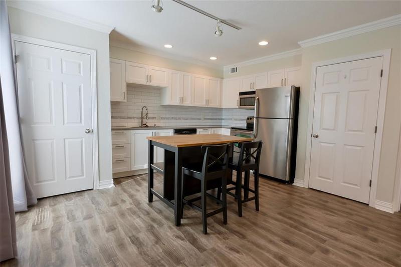 2722 Knight St 410E, Dallas, TX 75219 for Sale