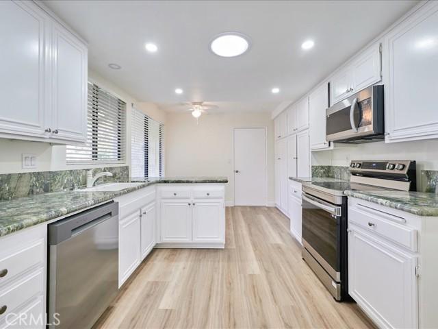 42206 Village 42, Camarillo CA 93012 for Sale