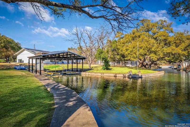 1216 CR 132A, Kingsland, TX 78639 for Sale