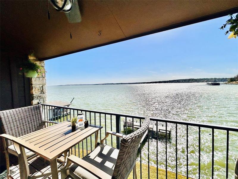 260 Walnut Point Dr Dr 304-B, Coldspring, TX 77331 for Sale