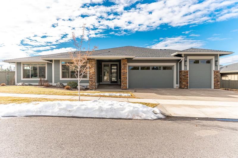 60861 SW Headwaters Loop, Bend OR 97702 for Sale