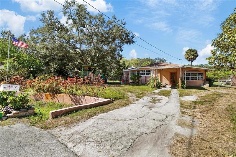 6213 West Foster Avenue South, Tampa, FL 33611 for Sale