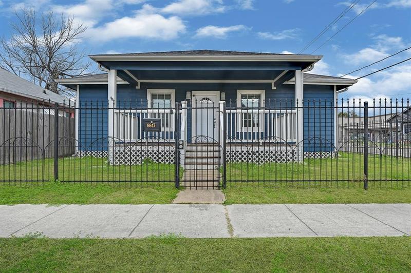 6647 Avenue J, Houston, TX 77011 for Sale