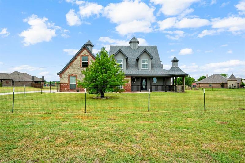 1000 Old Reno Rd, Reno, TX 76082 for Sale
