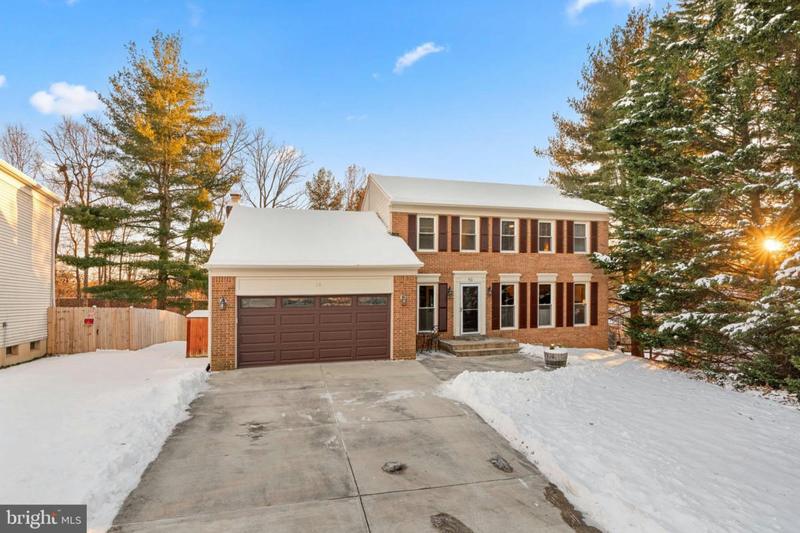 10 AMITY CT, DERWOOD, MD 20855 Single Family Residence For Sale  MLS# MDMC2117618