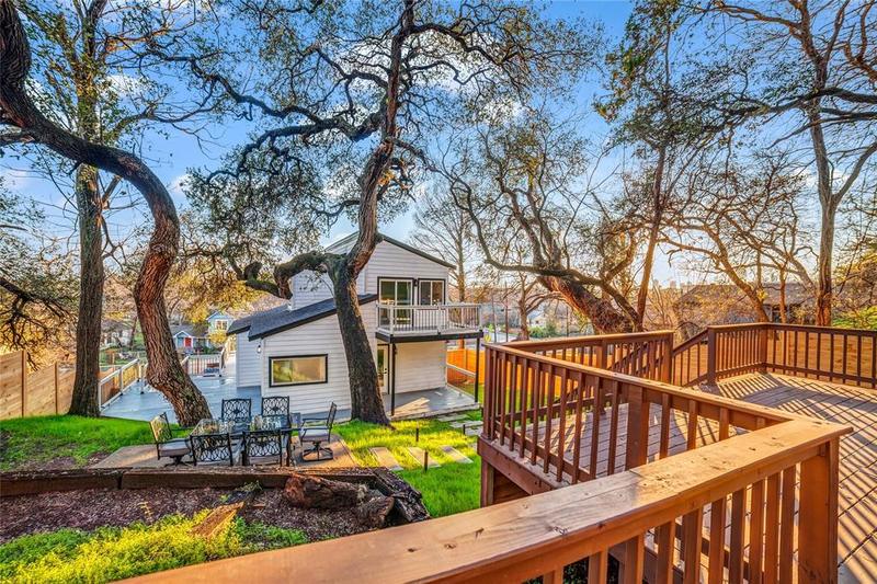 3602 Oak Springs Dr, Austin, TX 78721 for Sale