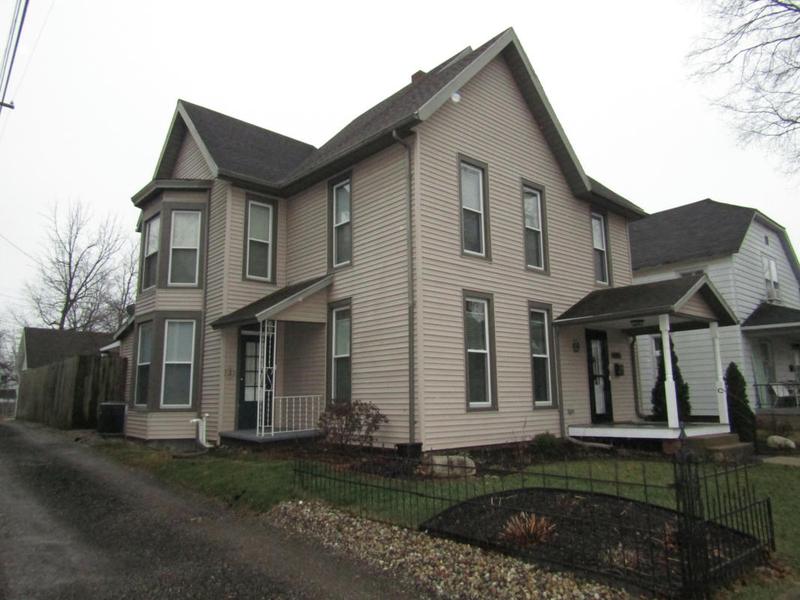 109 W COLLEGE ST, Crawfordsville, IN 47933 Single Family Residence For Sale  MLS# 21961951