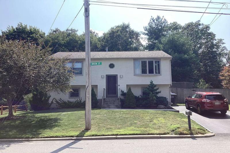 Brook, WEST WARWICK, RI 02893  623817638 for Sale