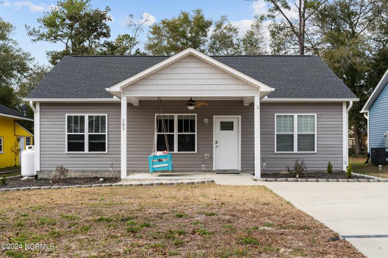 103 Northeast 19th Street, Oak Island, NC 28465 for Sale