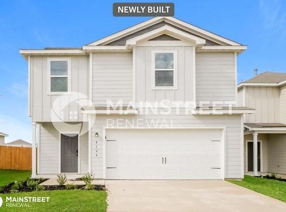 4164 Rawhide Pk - Santa Clara, TX 78124 - Home For Rent