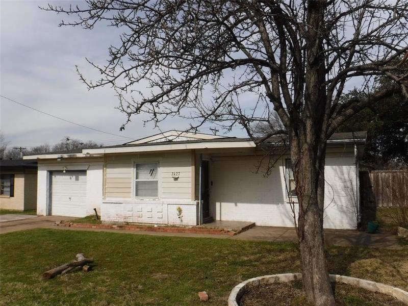 2427 Costa Mesa Dr, Dallas, TX 75228 for Sale