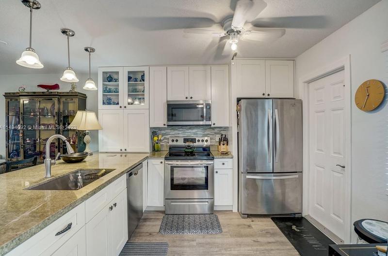 604 NE 2nd St #129, Dania Beach, FL 33004 - MLS A11494092 for Sale
