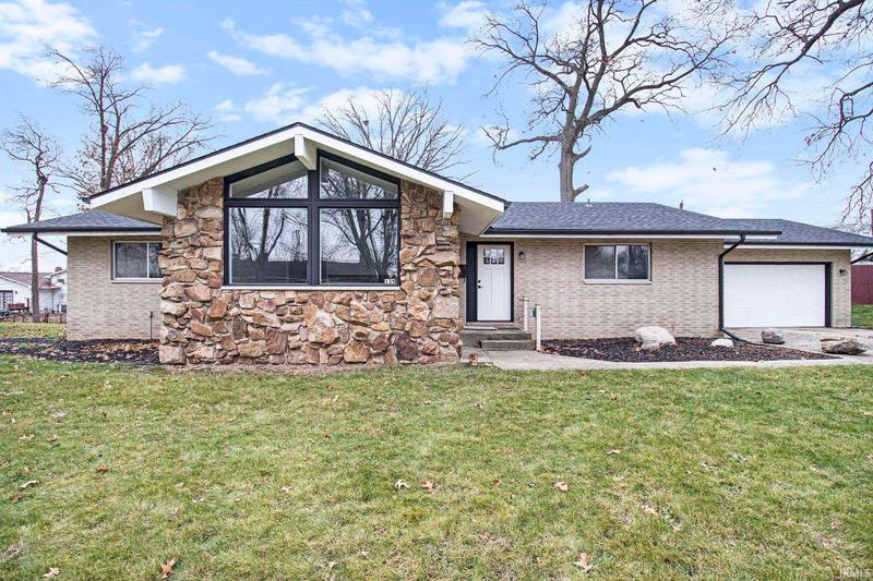 135 Woodhill Lane, South Bend, IN 46619 for Sale