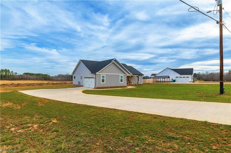 4910 NC HIGHWAY 135, Stoneville, NC 27048 Single Family Residence For Sale  MLS# 1132022