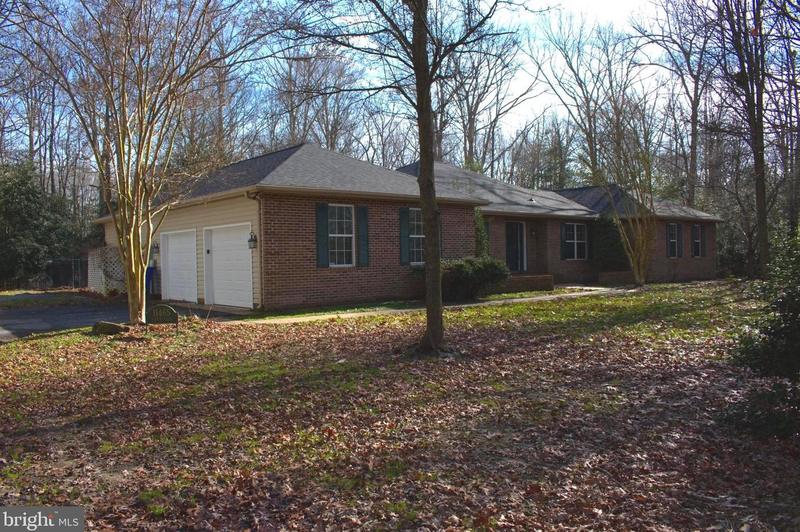 11465 Dobbins Ln, La Plata, MD 20646 - MLS MDCH2029676 for Sale