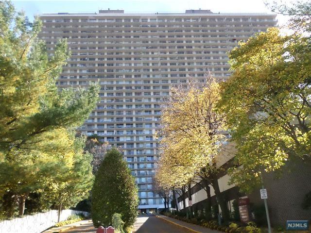1530 Palisade Avenue, Unit 26C, Fort Lee, NJ 07024 for Sale